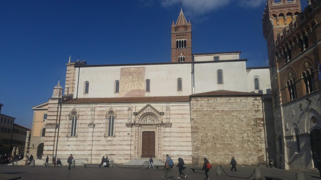 Grosseto, il Duomo di San Lorenzo in Piazza Dante